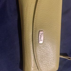Fossil wallet